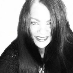 Meet your Posher, Annmarie